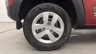 Used 2019 Renault Kwid [2017-2019] RXT 1.0 SCE Special (O) Petrol Manual tyres RIGHT REAR TYRE RIM VIEW