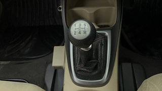 Used 2013 Honda City [2011-2014] 1.5 V MT Petrol Manual interior GEAR  KNOB VIEW