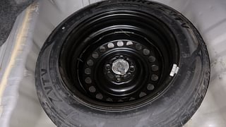 Used 2013 Honda City [2011-2014] 1.5 V MT Petrol Manual tyres SPARE TYRE VIEW