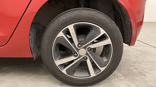 Used 2022 Tata Altroz XZ Plus 1.2 Petrol Manual tyres LEFT REAR TYRE RIM VIEW