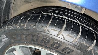Used 2020 Maruti Suzuki Ciaz Alpha Petrol Petrol Manual tyres RIGHT FRONT TYRE TREAD VIEW