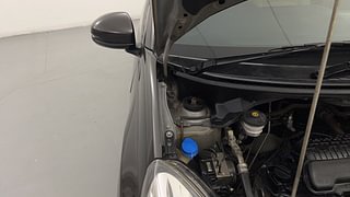 Used 2016 Honda Amaze 1.2 VX i-VTEC Petrol Manual engine ENGINE RIGHT SIDE HINGE & APRON VIEW