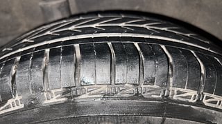 Used 2016 Honda Amaze 1.2 VX i-VTEC Petrol Manual tyres RIGHT REAR TYRE TREAD VIEW