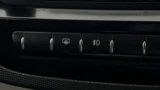Used 2018 Tata Tiago [2016-2020] Revotron XZA AMT Petrol Automatic top_features Rear defogger