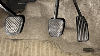 Used 2016 Honda Amaze 1.2 VX i-VTEC Petrol Manual interior PEDALS VIEW