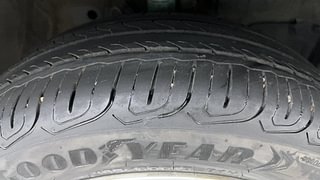 Used 2022 Honda City V Petrol Petrol Manual tyres RIGHT FRONT TYRE TREAD VIEW