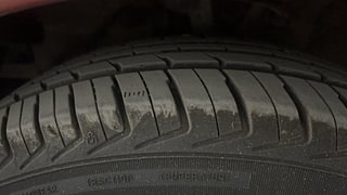 Used 2011 Hyundai i10 Sportz 1.2 Kappa2 Petrol Manual tyres LEFT FRONT TYRE TREAD VIEW