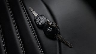 Used 2024 Maruti Suzuki Fronx Delta Plus 1.2L AGS Petrol Automatic extra CAR KEY VIEW