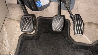 Used 2018 Maruti Suzuki Dzire VXi Petrol Manual interior PEDALS VIEW