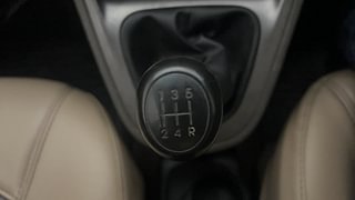 Used 2011 Hyundai i10 Sportz 1.2 Kappa2 Petrol Manual interior GEAR  KNOB VIEW