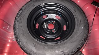 Used 2019 Renault Kwid [2017-2019] RXT 1.0 SCE Special (O) Petrol Manual tyres SPARE TYRE VIEW