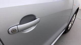 Used 2015 Volkswagen Polo Highline1.2L (P) Petrol Manual dents MINOR SCRATCH