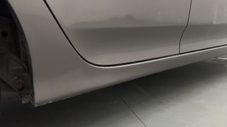 Used 2013 Honda City [2011-2014] 1.5 V MT Petrol Manual dents MINOR SCRATCH