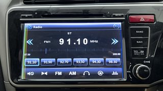 Used 2015 Honda City VX Petrol Manual top_features Integrated (in-dash) music system