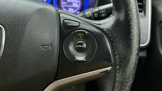 Used 2015 Honda City VX Petrol Manual top_features Cruise control