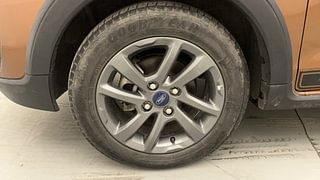 Used 2021 Ford Freestyle [2017-2021] Titanium Plus 1.2 Ti-VCT Petrol Manual tyres LEFT FRONT TYRE RIM VIEW