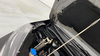 Used 2018 Honda WR-V VX MT Diesel Diesel Manual engine ENGINE RIGHT SIDE HINGE & APRON VIEW
