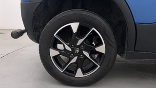 Used 2022 Tata Punch Creative Dual Tone Petrol Manual tyres RIGHT REAR TYRE RIM VIEW