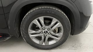 Used 2021 Kia Seltos HTX IVT G Petrol Automatic tyres RIGHT FRONT TYRE RIM VIEW