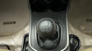 Used 2015 Honda City VX Petrol Manual interior GEAR  KNOB VIEW