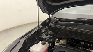Used 2023 Hyundai Venue S Plus 1.5 CRDi Diesel Manual engine ENGINE RIGHT SIDE HINGE & APRON VIEW