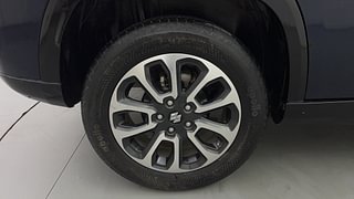 Used 2023 Maruti Suzuki Grand Vitara Alpha Plus Intelligent Hybrid eCVT Hybrid Automatic tyres RIGHT REAR TYRE RIM VIEW