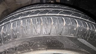 Used 2015 Honda City VX Petrol Manual tyres RIGHT FRONT TYRE TREAD VIEW