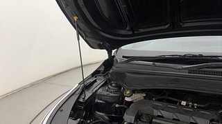 Used 2021 Kia Seltos HTX IVT G Petrol Automatic engine ENGINE RIGHT SIDE HINGE & APRON VIEW