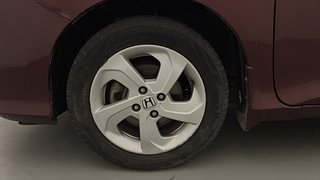 Used 2015 Honda City VX Petrol Manual tyres LEFT FRONT TYRE RIM VIEW