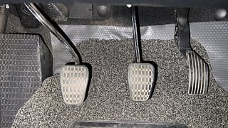 Used 2022 Tata Punch Creative Dual Tone Petrol Manual interior PEDALS VIEW