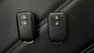 Used 2022 Maruti Suzuki Swift ZXI Petrol Manual extra CAR KEY VIEW