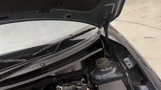 Used 2022 Maruti Suzuki Swift ZXI Petrol Manual engine ENGINE LEFT SIDE HINGE & APRON VIEW
