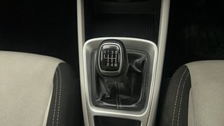 Used 2023 Hyundai Venue S Plus 1.5 CRDi Diesel Manual interior GEAR  KNOB VIEW