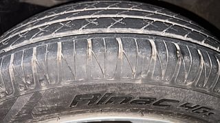 Used 2015 Honda City VX Petrol Manual tyres LEFT FRONT TYRE TREAD VIEW