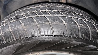 Used 2014 Ford Figo Duratec Petrol Titanium 1.2 Petrol Manual tyres LEFT FRONT TYRE TREAD VIEW