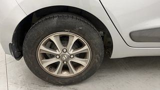 Used 2016 Hyundai Grand i10 Asta 1.2 Kappa VTVT Petrol Manual tyres RIGHT REAR TYRE RIM VIEW