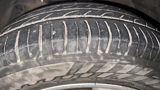 Used 2016 Tata Zest [2014-2019] XT Petrol Petrol Manual tyres LEFT FRONT TYRE TREAD VIEW