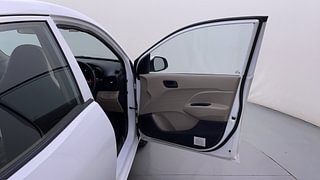 Used 2022 Hyundai New Santro 1.1 Sportz Executive CNG Petrol+cng Manual interior RIGHT FRONT DOOR OPEN VIEW