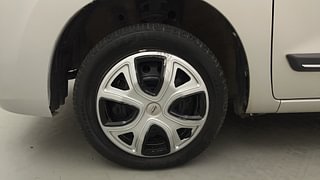 Used 2017 Maruti Suzuki Wagon R 1.0 [2010-2019] VXi Petrol Manual tyres LEFT FRONT TYRE RIM VIEW