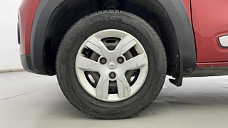 Used 2017 Renault Kwid [2017-2019] RXT 1.0 SCE Special Petrol Manual tyres LEFT FRONT TYRE RIM VIEW