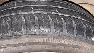 Used 2022 Hyundai New Santro 1.1 Sportz Executive CNG Petrol+cng Manual tyres RIGHT REAR TYRE TREAD VIEW