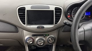 Used 2012 Hyundai i10 Era 1.1 iRDE2 Petrol Manual interior MUSIC SYSTEM & AC CONTROL VIEW