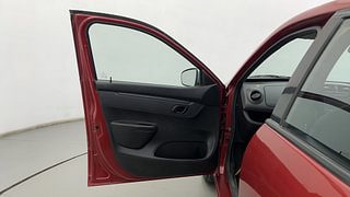 Used 2017 Renault Kwid [2017-2019] RXT 1.0 SCE Special Petrol Manual interior LEFT FRONT DOOR OPEN VIEW