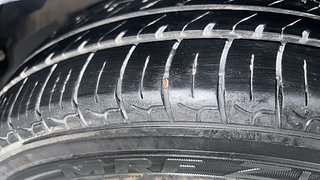 Used 2020 Hyundai New Santro 1.1 Sportz MT Petrol Manual tyres RIGHT FRONT TYRE TREAD VIEW