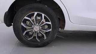 Used 2022 Hyundai New Santro 1.1 Sportz Executive CNG Petrol+cng Manual tyres RIGHT REAR TYRE RIM VIEW