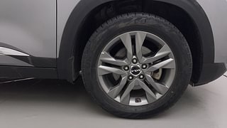 Used 2022 Kia Seltos HTX IVT G Petrol Automatic tyres RIGHT FRONT TYRE RIM VIEW