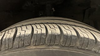 Used 2013 Maruti Suzuki Swift Dzire VXI Petrol Manual tyres RIGHT FRONT TYRE TREAD VIEW