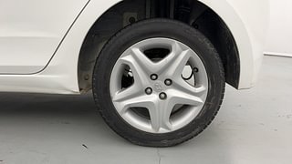 Used 2017 Hyundai Elite i20 Asta 1.2 Petrol Manual tyres LEFT REAR TYRE RIM VIEW