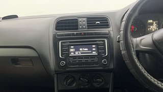 Used 2017 Volkswagen Polo Comfortline 1.2L (P) Petrol Manual top_features Integrated (in-dash) music system