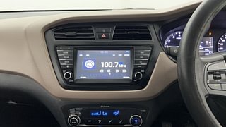 Used 2017 Hyundai Elite i20 Asta 1.2 Petrol Manual top_features Integrated (in-dash) music system